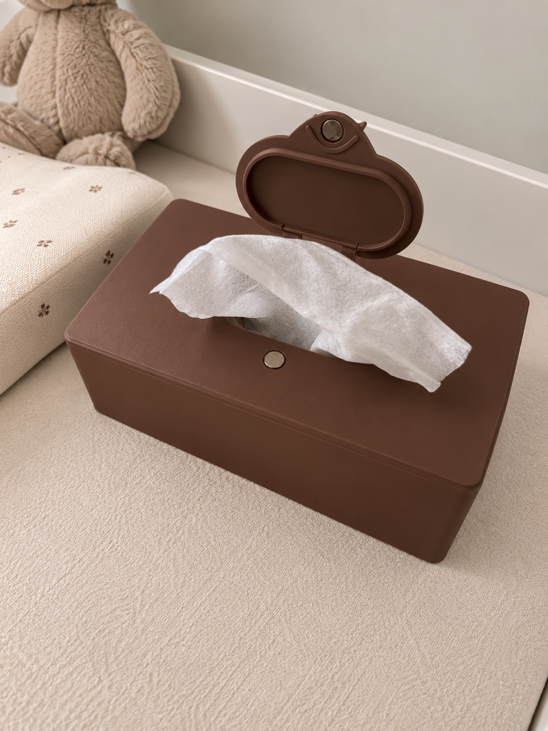 Ask med lock för babywipes